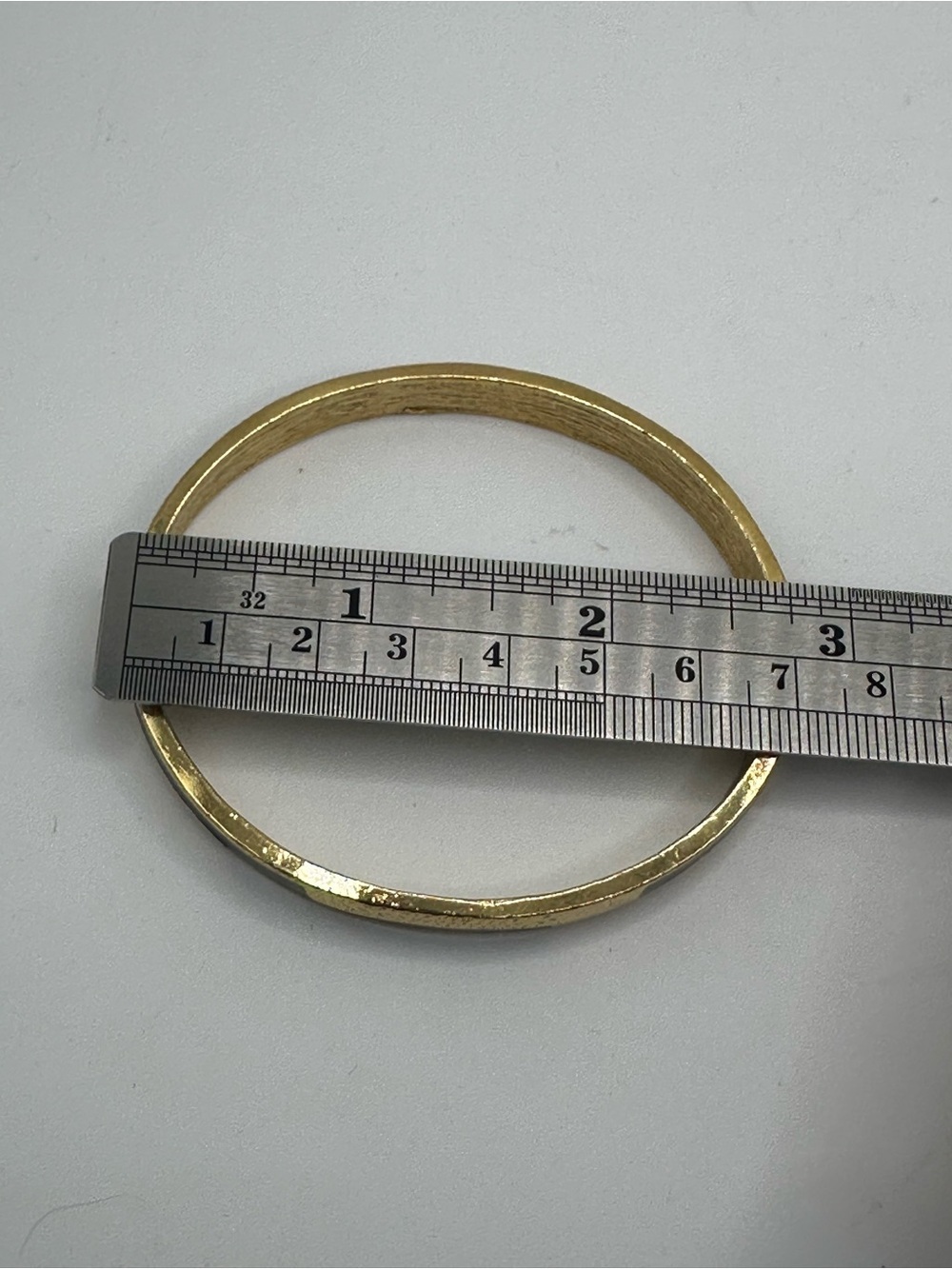 Trifari Gold-Tone Bangle with Black Enamel Inlay, Vintage - Picture 5 of 8
